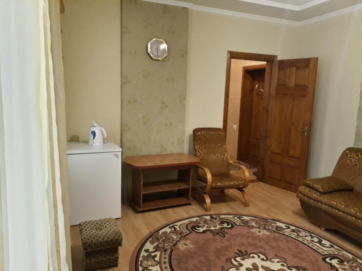 Сонячна Hotel Truszkavec Kültér fotó