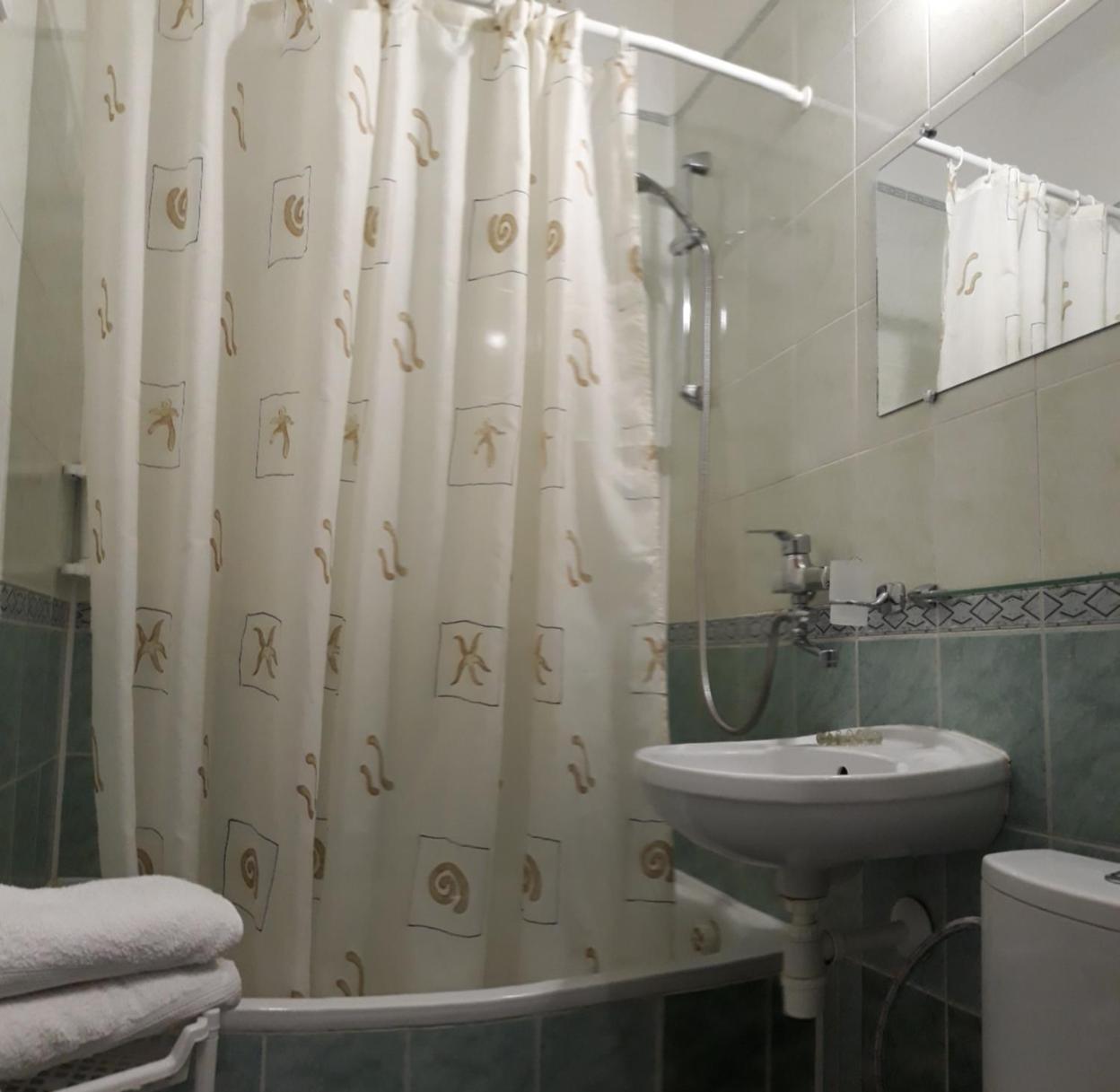 Сонячна Hotel Truszkavec Kültér fotó