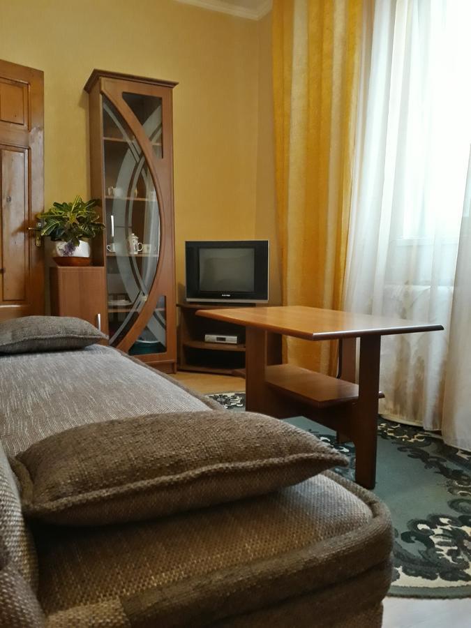 Сонячна Hotel Truszkavec Kültér fotó