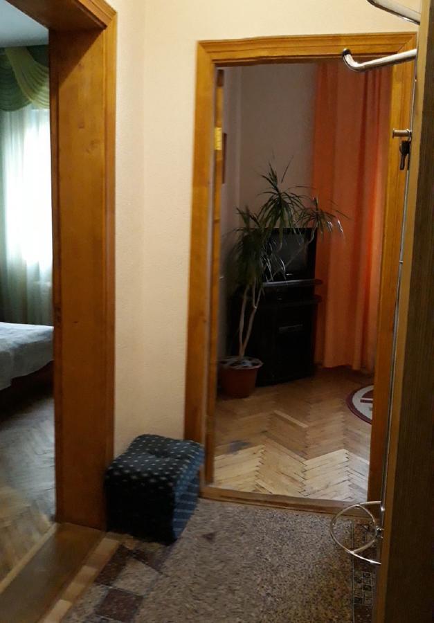 Сонячна Hotel Truszkavec Kültér fotó