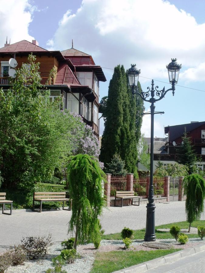 Сонячна Hotel Truszkavec Kültér fotó
