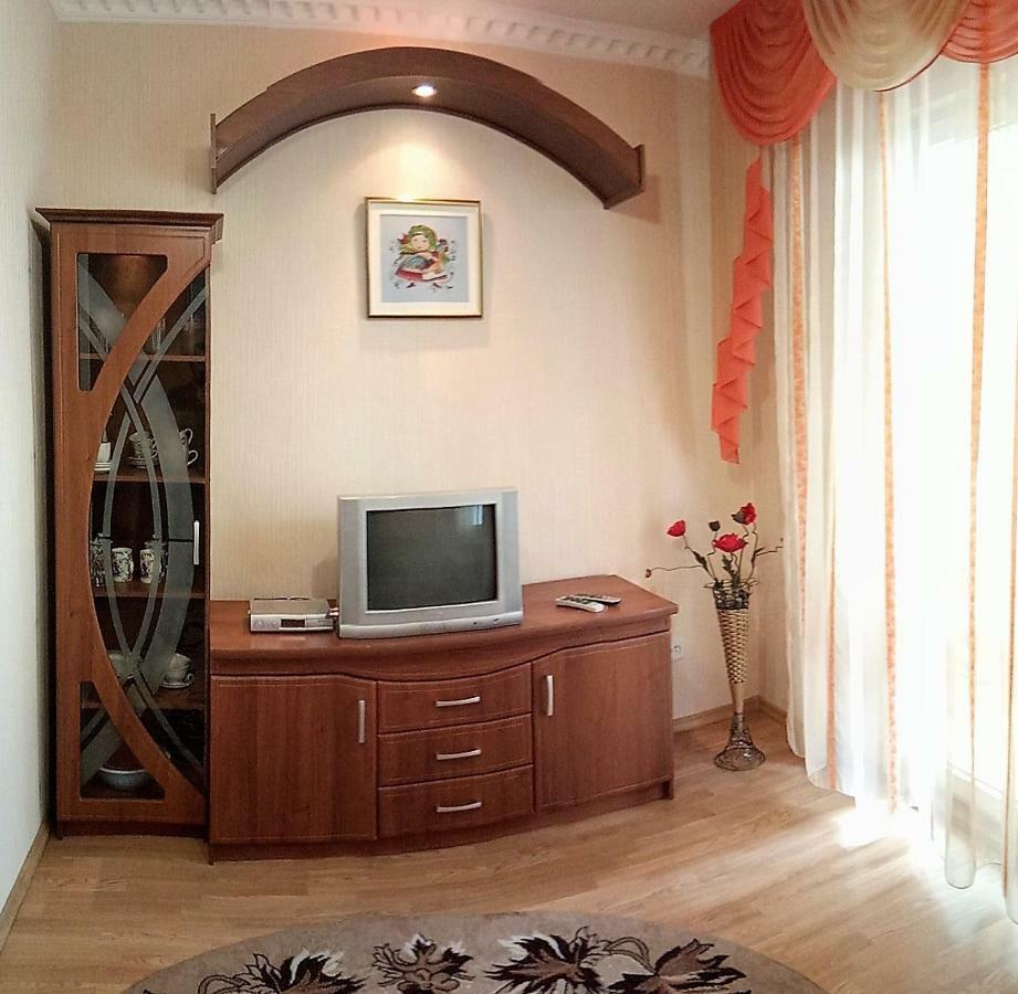 Сонячна Hotel Truszkavec Kültér fotó