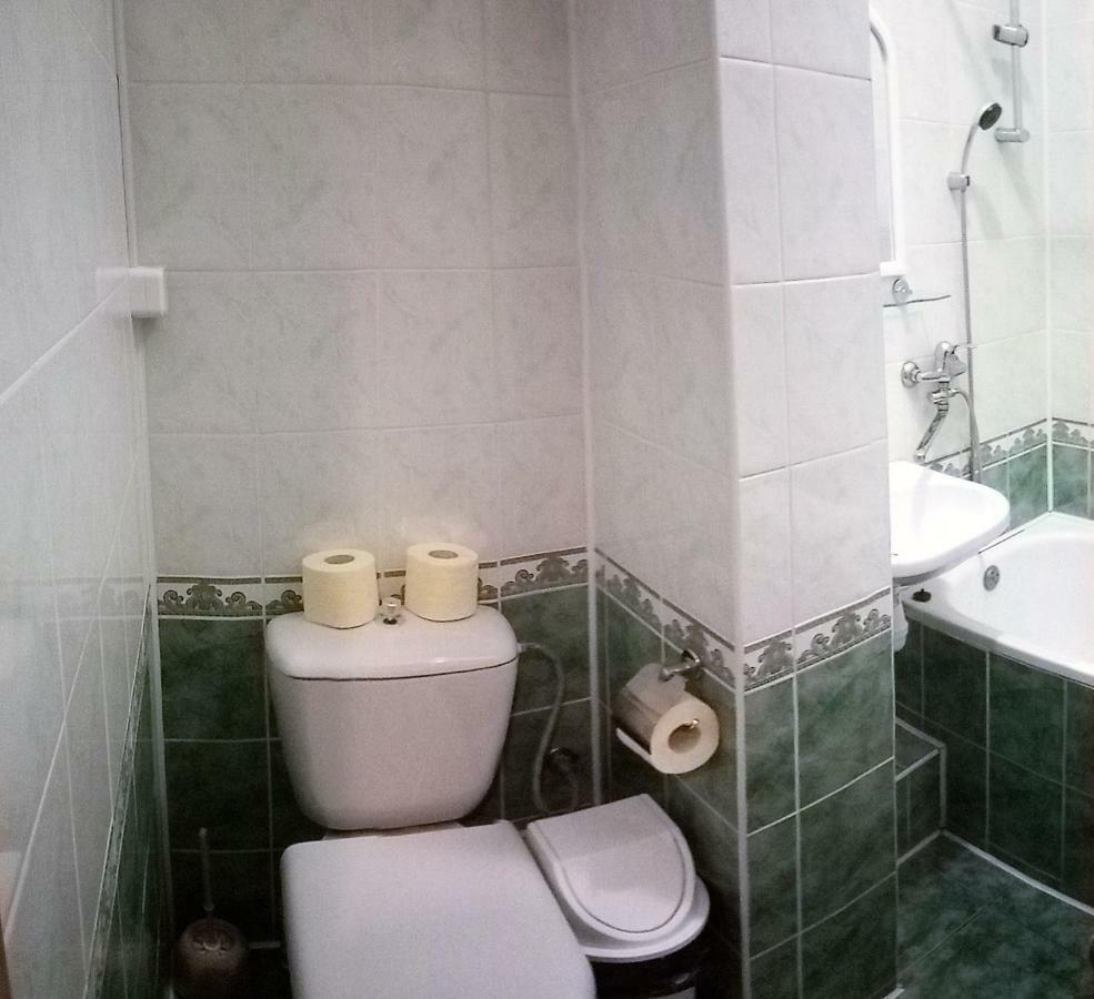 Сонячна Hotel Truszkavec Kültér fotó
